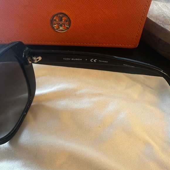 Tory Burch Sunglasses - Picture 3 of 7